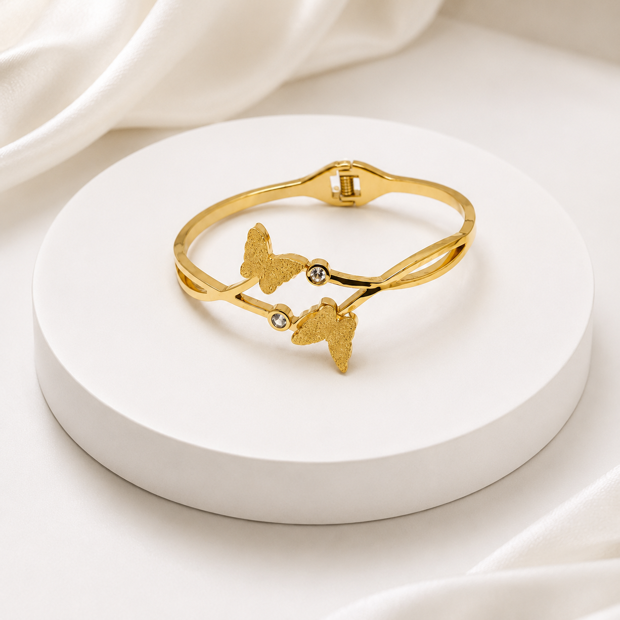 Flutter Glow Cuff